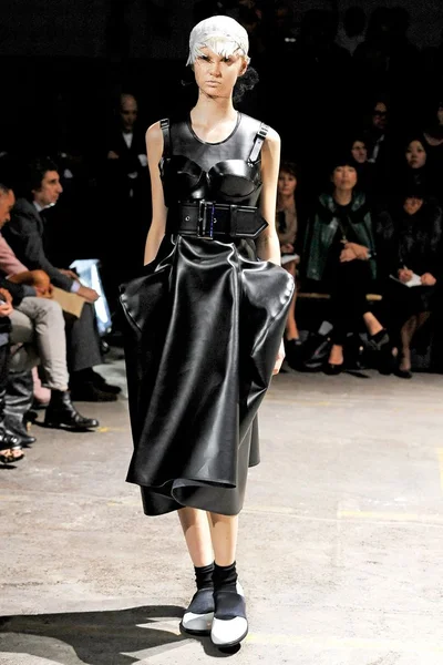 Look 26